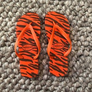 Tiger print Havaianas Flip Flops - Size 9